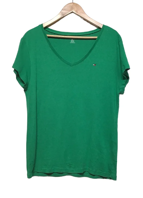 women's tops for those who want to show off their figure in a flattering wayWoman’s Tommy Hilfiger Tee (Size XL)