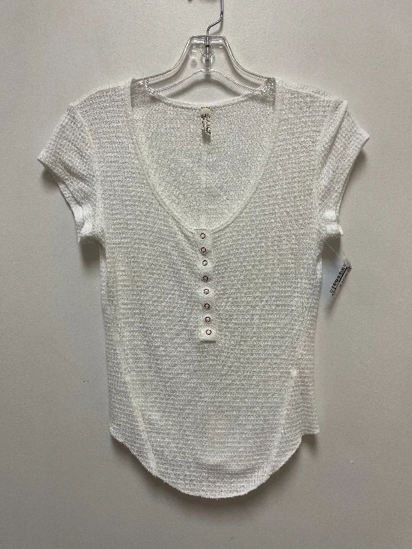 women's tops for casual FridaysTop Short Sleeve By Free People In White, Size: M