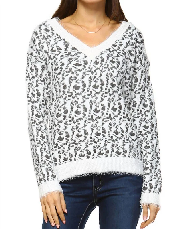 Cashmere SweatersWomen's Leopard Sweater In Grey